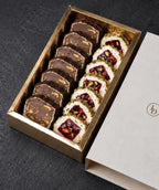 Chocolate con almendras y de granada con pistachos  —  Set Premium de Turkish Delight
