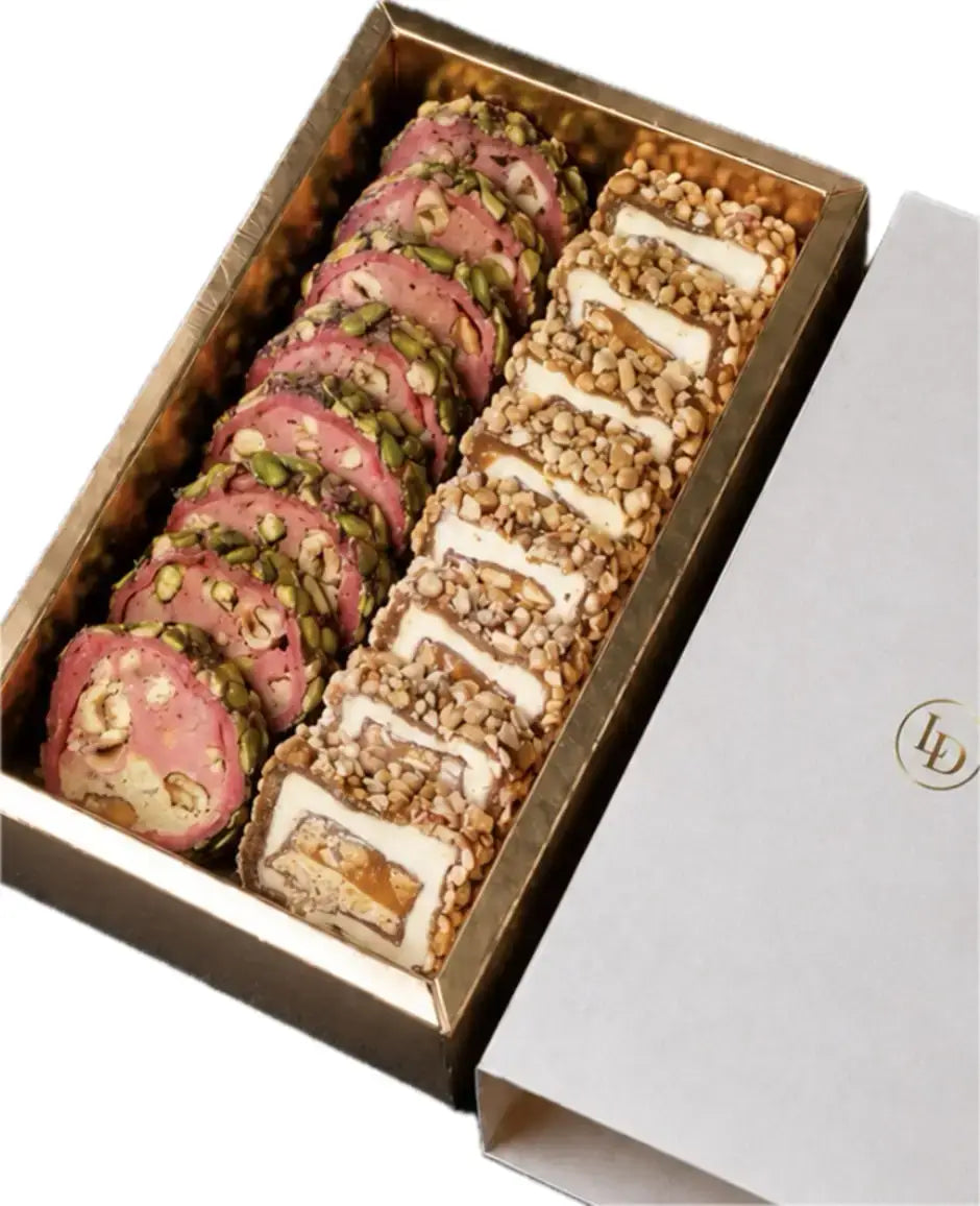 Fresa con Pistacho y Mezcla de Frutos Secos con Caramelo — Premium Turkish Delight Set